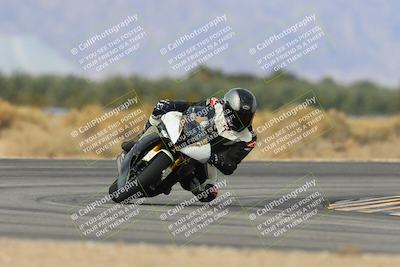 media/Feb-07-2025-CVMA Friday Practice (Fri) [[7034960ba2]]/3-Racer 3-NRS/Session 4 (Turn 16)/